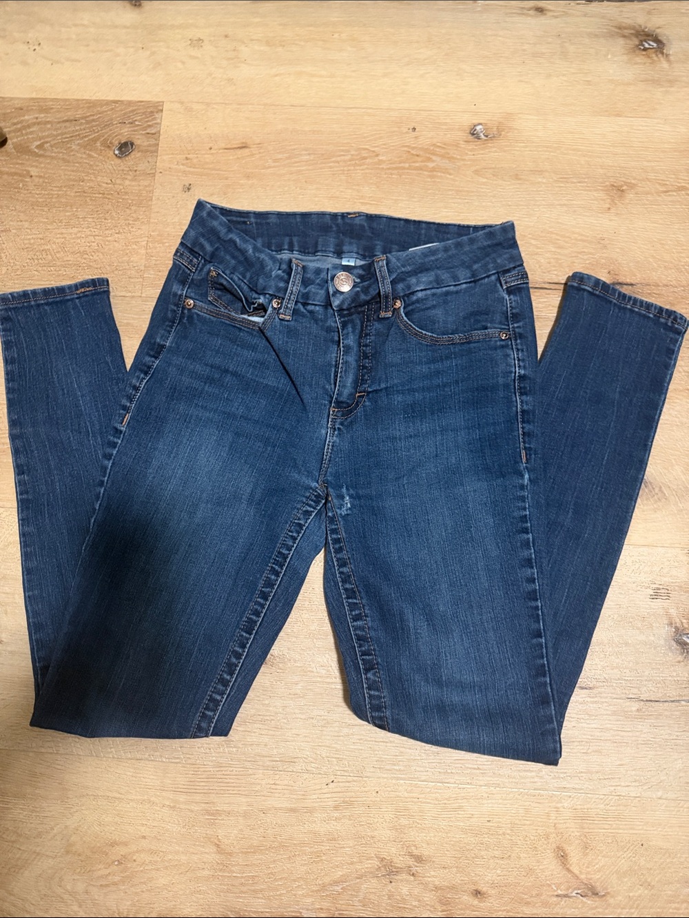 Seven7 Women's Skinny Jeans in Dark Blue Denim